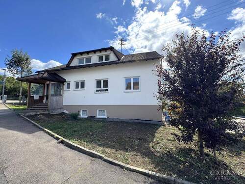 Nord-Ansicht - 7 Zimmer Einfamilienhaus zum Kaufen in Lonsee