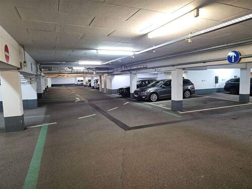 Tiefgarage - 