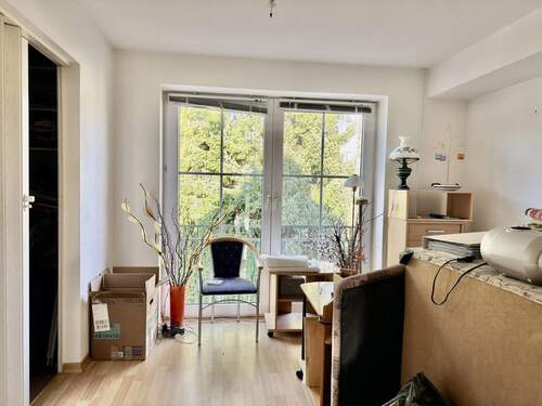 Schlafzimmer 1 mit begehbarem Kleiderschrank - 