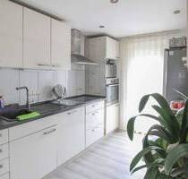 Zögern Sie nicht: Gepflegte Doppelhaushälfte in Albstadt-Tailfingen mit sicheren Mieteinnahmen