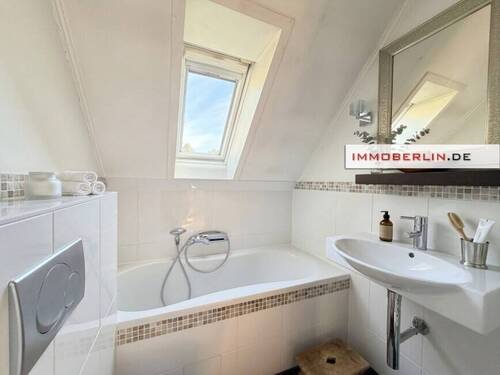 4 - Einfamilienhaus mit 130,00 m&sup2; in Berlin zum Kaufen