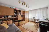 Kinderzimmer/Büro Erdgeschoss - 