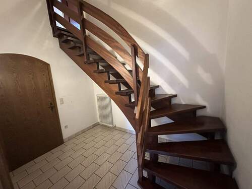 Treppe zum Dachgeschoss - 