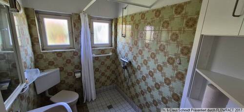 Duschbad im Erdgeschoss - 