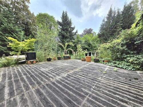 1. große Terrasse - Südwesten - 4 Zimmer Bungalow in Hamburg