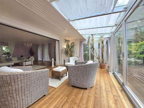 Wintergarten mit Fußbodenheizung - Bungalow mit 180,00 m² in Hamburg zum Kaufen