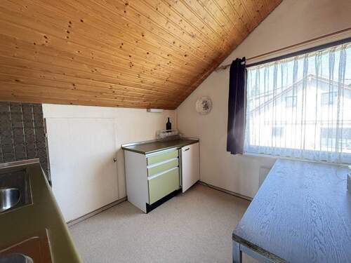 DG - Kleine Küche/Zimmer - 