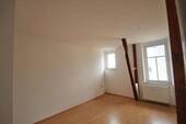Schlafzimmer - Etagenwohnung mit 77,00 m² in Döbeln zur Miete