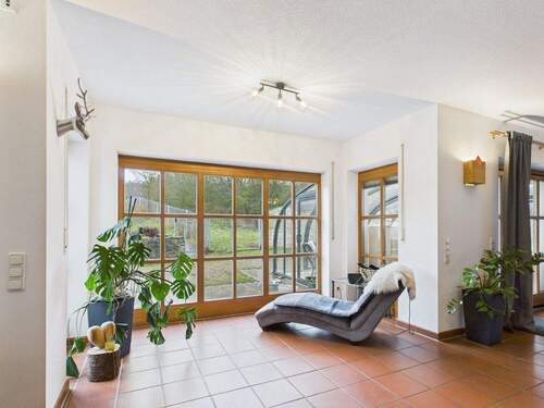 Wohnzimmer - Einfamilienhaus mit 223,90 m&sup2; in Burgebrach / Ampferbach zum Kaufen