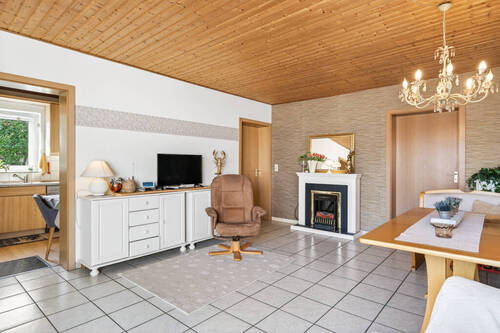 Eingangsdiele - 7 Zimmer Einfamilienhaus in Flensburg