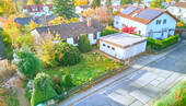 Vorgarten mit Doppelgarage - 7 Zimmer Mehrfamilienhaus, Wohnhaus zum Kaufen in Bensheim