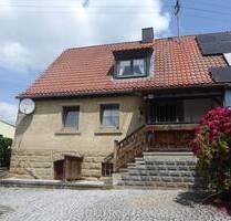 Achtung Handwerker - kleines Einfamilienhaus mit Garten - jetzt verfügbar! - Markt Bibart / Ziegenbach