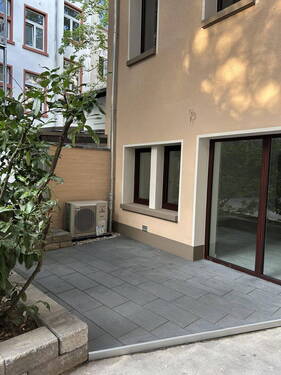 Terrasse - 4 Zimmer Einfamilienhaus zur Miete in Frankfurt am Main