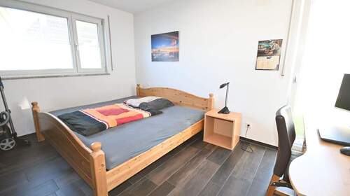 Geräumiges Schlafzimmer - 