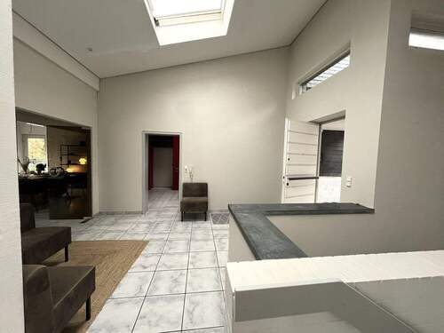 Offener Eingangsbereich mit großzügigem Entreé - 