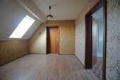Zwischenzimmer zu Bad und Dachboden - 
