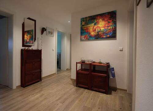 Flur1.jpg - 3 Zimmer Etagenwohnung in Pforzheim