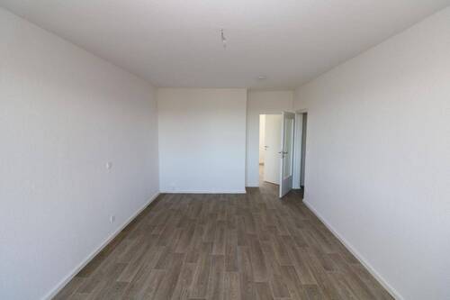 Wohnzimmer - Etagenwohnung mit 57,80 m² in Freiberg zur Miete