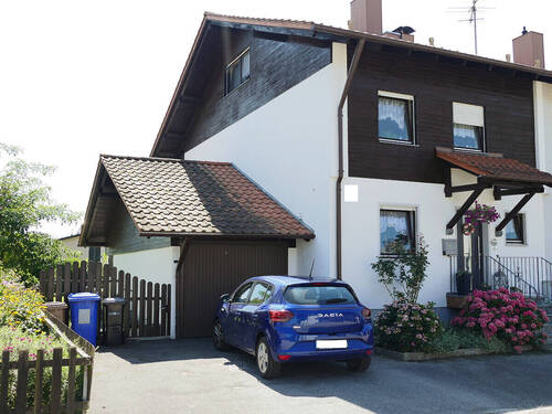 Außenansicht - 5 Zimmer Doppelhaushälfte zum Kaufen in Pocking
