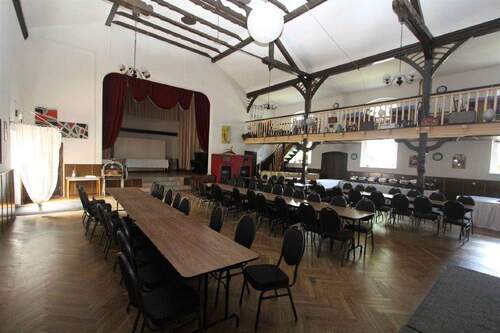 Saal - 