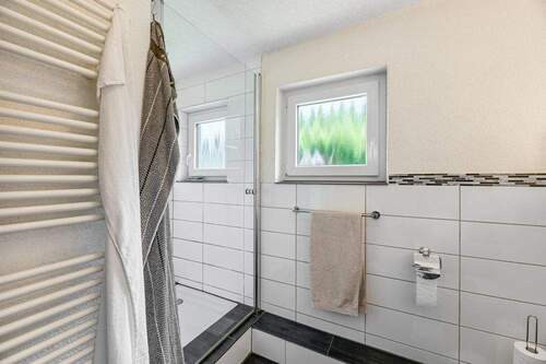 Bad EG - 7 Zimmer Einfamilienhaus zum Kaufen in Horb am Neckar / Mühringen