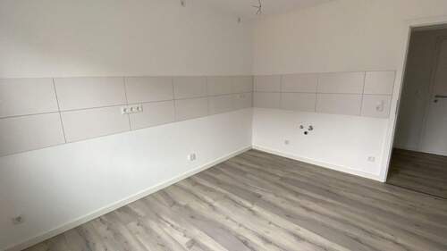 803d22e9-300b-4e84-8760-4de6a6a8a985.jpg - 