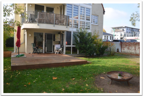 Blick vom Garten zur Terrasse - 3 Zimmer Etagenwohnung in Berlin
