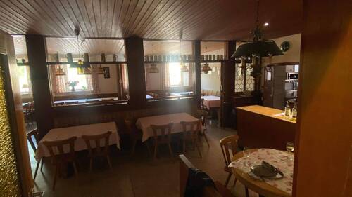 IMG_6201.jpg - 9 Zimmer Mehrfamilienhaus, Wohnhaus in Volkach