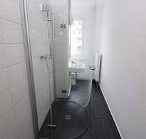 So einfach kann Wohnen sein...EG-Wohnung mit bodengleicher Dusche im Grünen!!! - Freiberg
