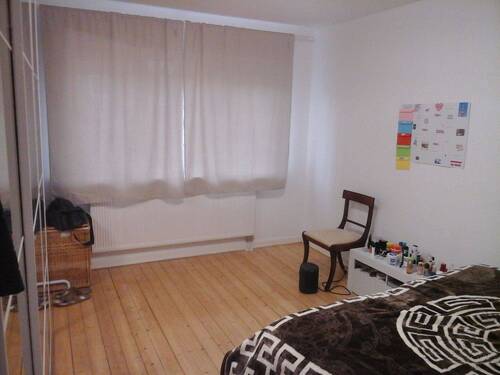 Teilansicht Schlafzimmer - 