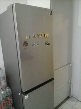 Kühl/Gefrierkombi in Küche - 