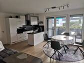 Wohn-/Esszimmer - 