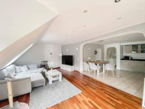 2 Wohnzimmer - 3 Zimmer Etagenwohnung zum Kaufen in Übach-Palenberg