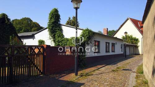 Bild 1 - ***Freistehendes Haus - Bungalow-Stil***
