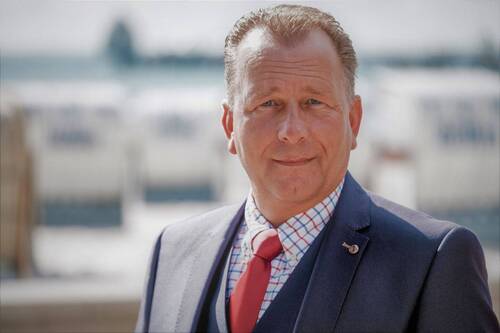 Herr Hitziger, Inhaber.jpg - 