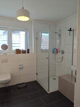 74eb4609-affc-4a73-aa5b-b10a6fbb3131 - 