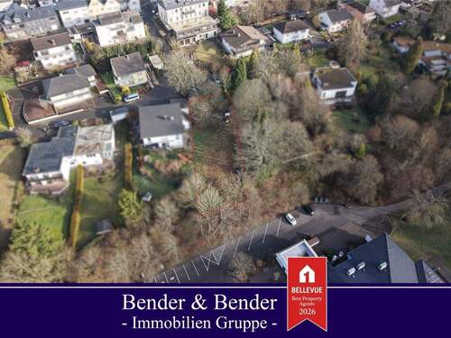 www.bender-immobilien.de - Attraktives Hanggrundstück in fußläufiger Zentrumsnähe von Hachenburg!
