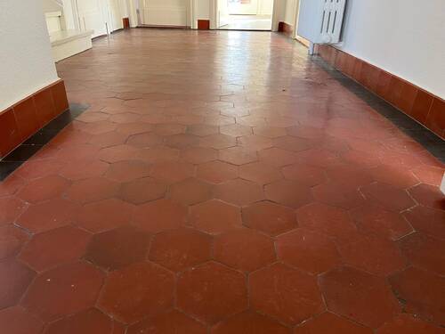 Historische Fliesen im EG - 