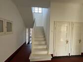Treppenaufgang EG zum OG - 