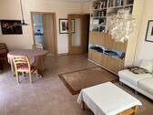 Wohn-/Esszimmer - 