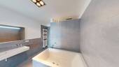 En Suite Masterbad mit 2 Personen-Badewanne - 