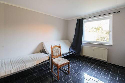 Schlafzimmer - Etagenwohnung mit 68,30 m² in Dörphof zum Kaufen