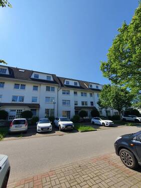 Objektbilder.jpg - Etagenwohnung mit 59,00 m&sup2; in Rostock zum Kaufen