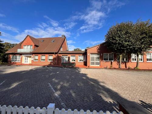 Vordere Ansicht - 5 Zimmer Einfamilienhaus zum Kaufen in Georgsdorf