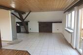 gefliester Küchen-/Essbereich - 