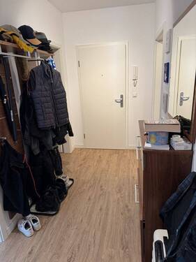 Wohnungsflur (2).JPG - 2 Zimmer Etagenwohnung in Neu Wulmstorf