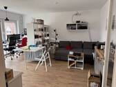 Wohn- und Esszimmer (1).JPG - 