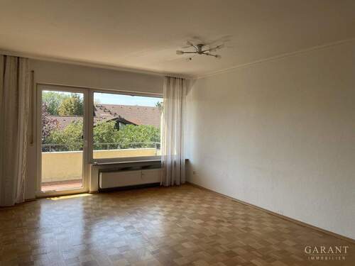 Wohnzimmer - 3 Zimmer Etagenwohnung in Ludwigsburg