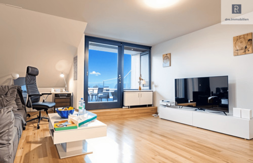 Blick aus Essbereich in Wohnbereich - 2 Zimmer Etagenwohnung zum Kaufen in Düsseldorf