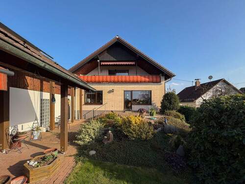 Rückansicht - 6 Zimmer Mehrfamilienhaus, Wohnhaus zum Kaufen in Hamm/Sieg